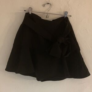 HYFVE Mini Skirt with Bow Detail & Ruffle Hem, Size L, Black